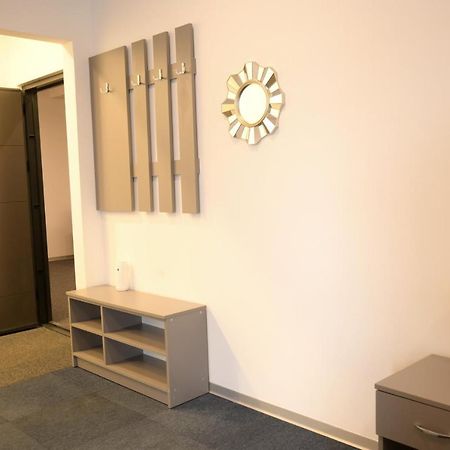 Luana Airport Apartments #4 Otopeni Dış mekan fotoğraf