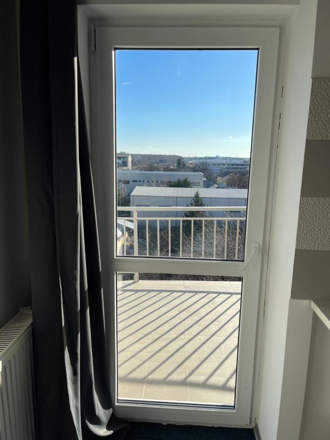 Luana Airport Apartments #4 Otopeni Dış mekan fotoğraf