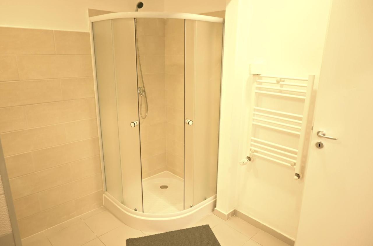Luana Airport Apartments #4 Otopeni Dış mekan fotoğraf