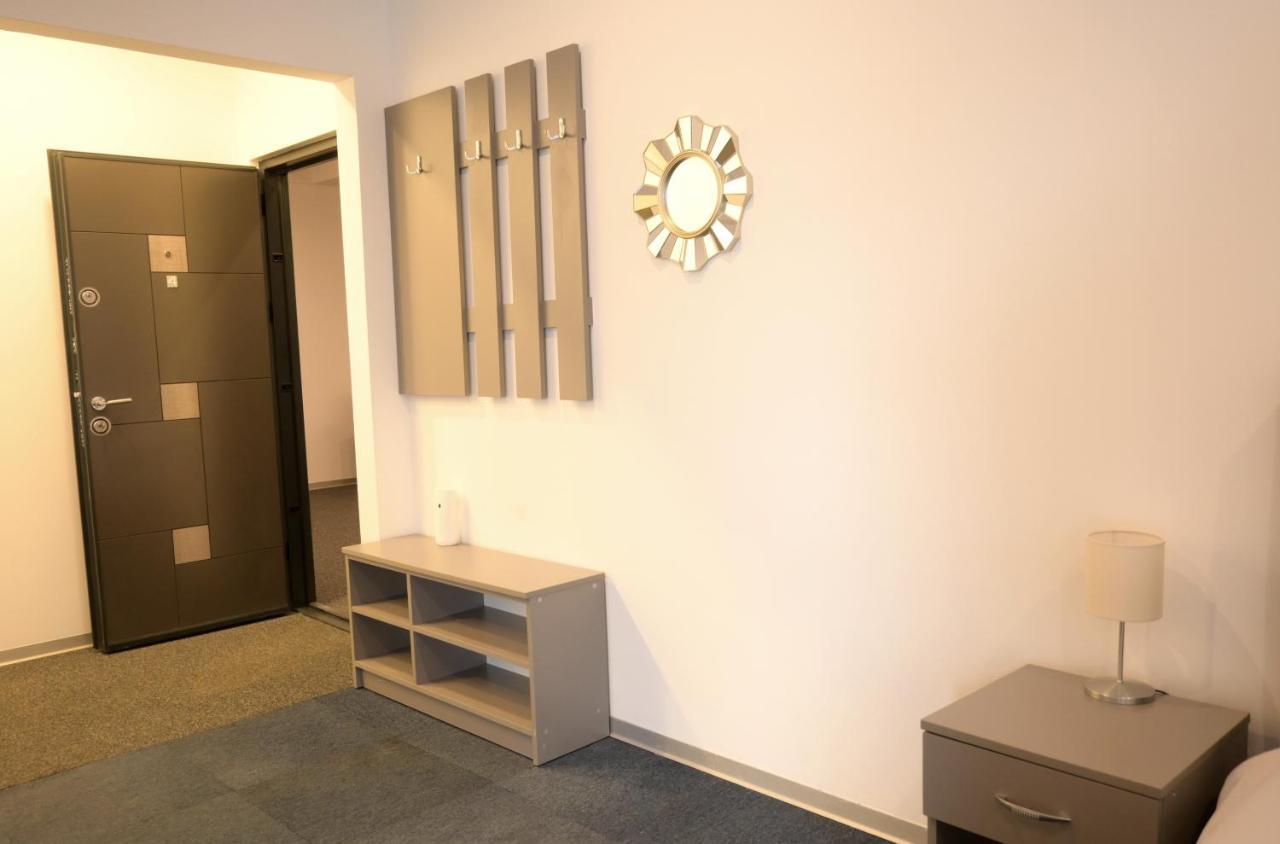 Luana Airport Apartments #4 Otopeni Dış mekan fotoğraf